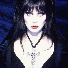 Cassandra Peterson Photo 24