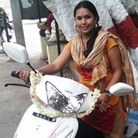 Divya Santhosh Photo 9