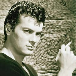 Tony Curtis Photo 46