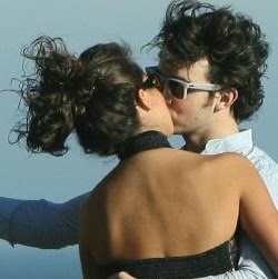 Danielle Jonas Photo 16